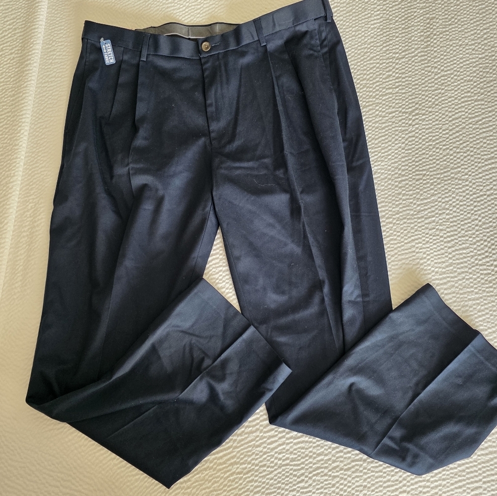 Haggar Men's Black Dress Pants Size 40x32